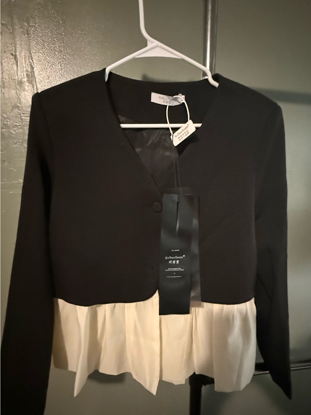 Kookai Black and Cream Cropped Blazer